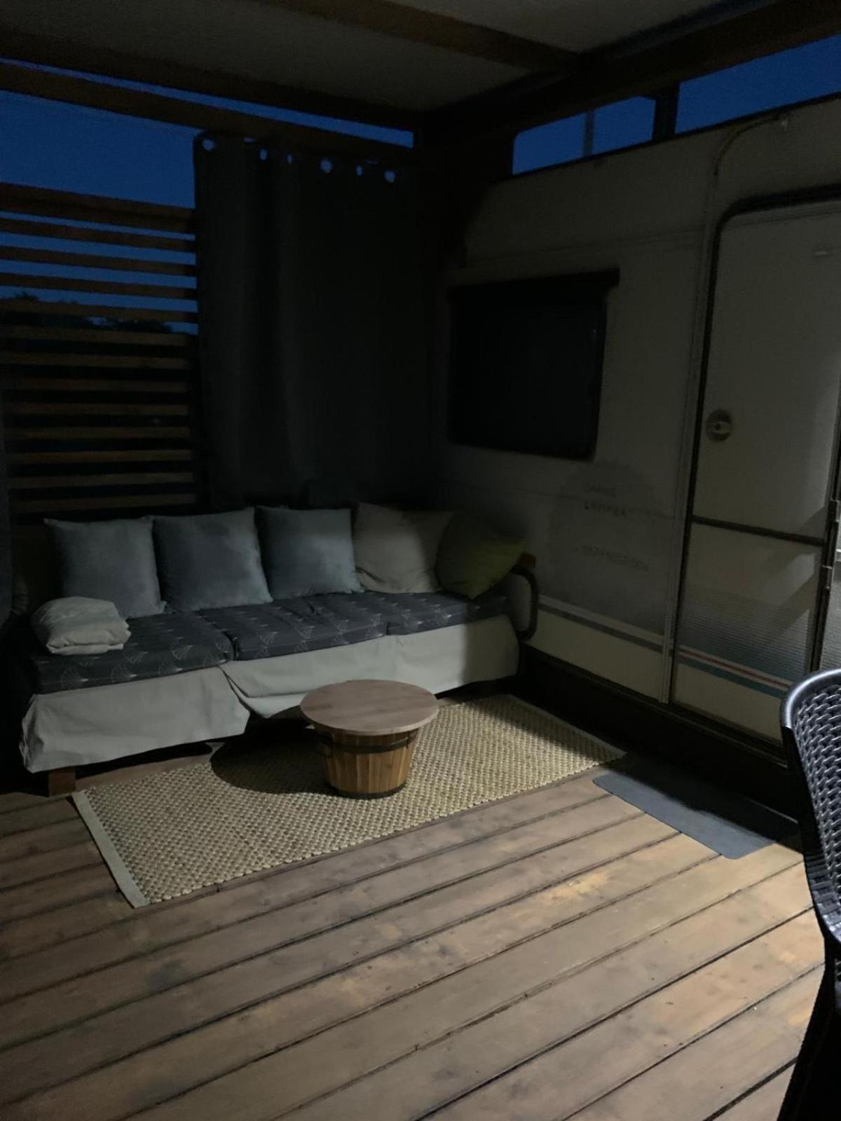 Large Camper In The Olive Grove Hotel Banjole Exterior foto